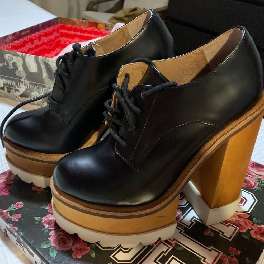 Jeffrey Campbell Platform pump